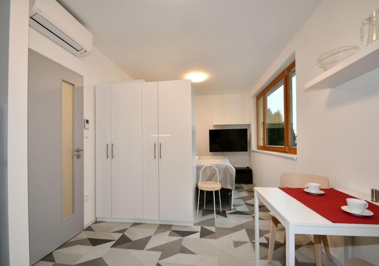 Efi Residence Holzova 28 Brno Exterior photo